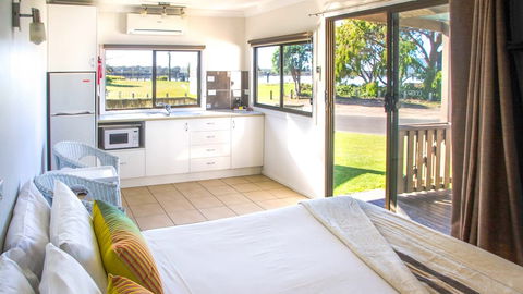 South Coast Retreat - NT Tourism 6