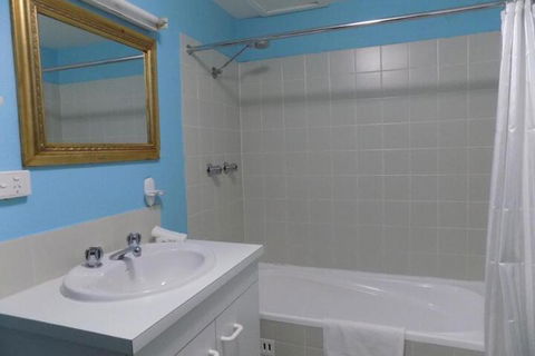 Kirwan Apartments 5 - Accommodation NT 5