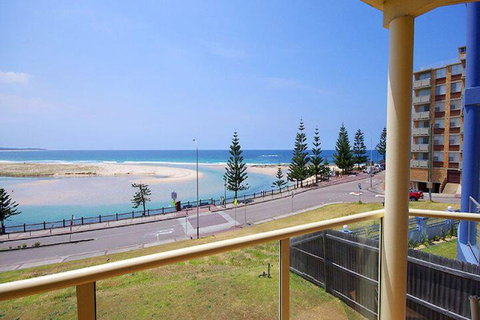 Avilla Court 1 - Accommodation NT 6