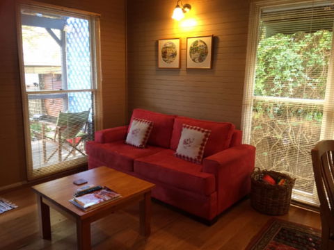 Surgeons Cottage - Accommodation NT 6