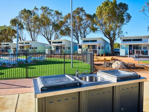RAC Cervantes Holiday Park - Accommodation NT 6