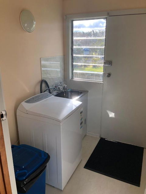 Waratah Falls Holiday Unit - Accommodation NT 5