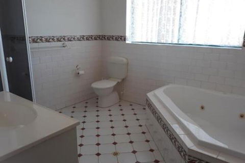 Acacia Apartments - NT Tourism 4