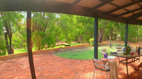 Yallingup Pet Friendly Bush Retreat - Accommodation NT 3