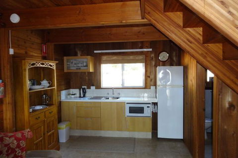 Jarrah Glen Cabins - Accommodation NT 7
