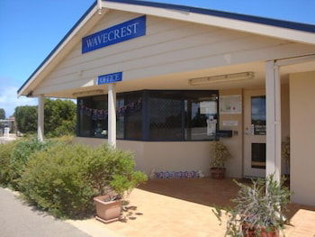 Wavecrest Village & Tourist Park - Accommodation NT 0