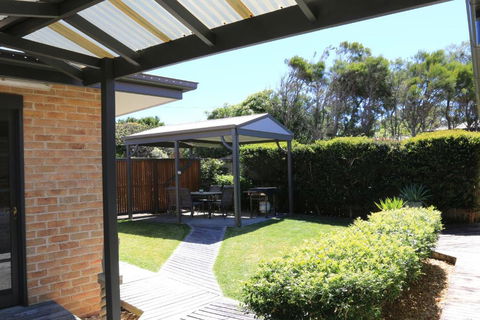 Bunkys By The Sea Holiday House - NT Tourism 2