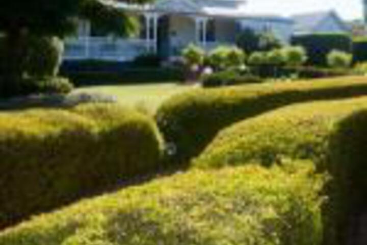 Undercliffe QLD NT Tourism