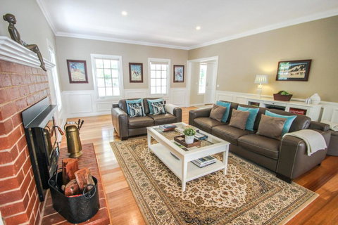 Arlington - Accommodation NT 5