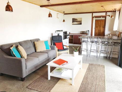 Base BnB - Accommodation NT 5