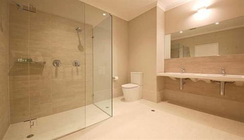 The Marina Hotel - Mindarie - Accommodation NT 4