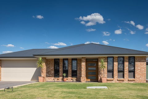 Barossa Family Holiday Home - Accommodation NT 5