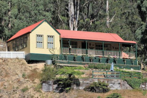 Wild Cherry Bed & Breakfast - NT Tourism 0