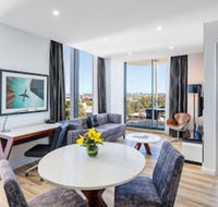 Meriton Suites Mascot Central - NT Tourism