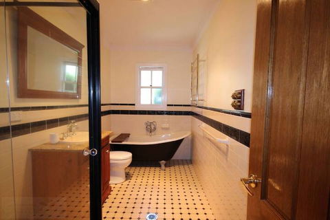Lily May Cottage - Accommodation NT 3