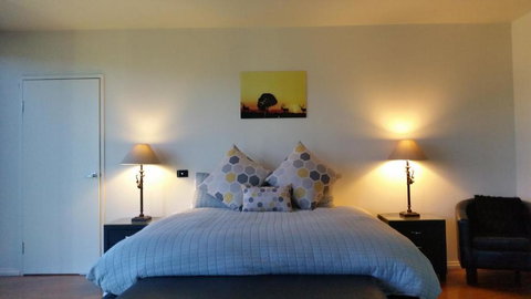 The Red Stag - Accommodation NT 3