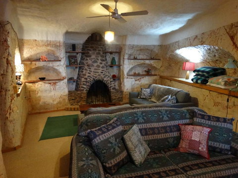 Dinky Dis Dugout - Accommodation NT 5