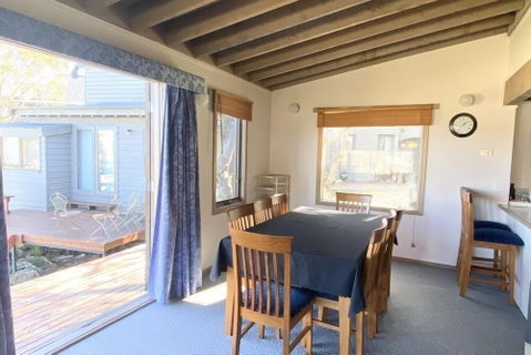 Alpine Interlude - Accommodation NT 2