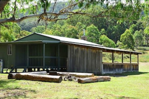 Four Bull Hut - Accommodation NT 1