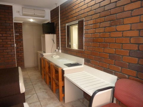 Pioneer Lodge Motel - Accommodation NT 2