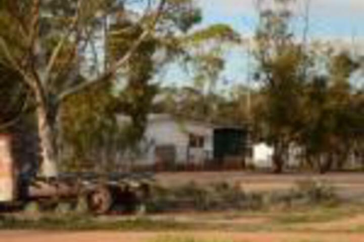  Accommodation NT