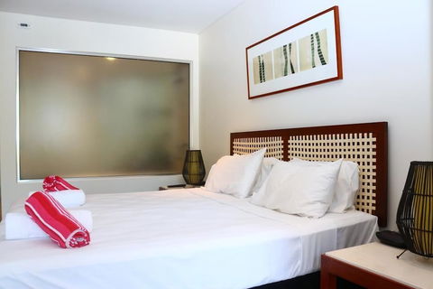 Private Sea Temple King Studio 423 - Accommodation NT 3