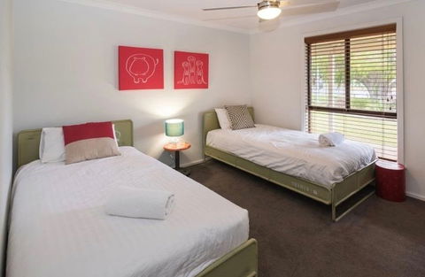Crystal Shores - NT Tourism 0