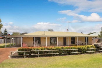 Crystal Shores - NT Tourism 1