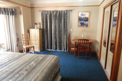 R On The Downs BnB & Spa Cottages - Accommodation NT 3