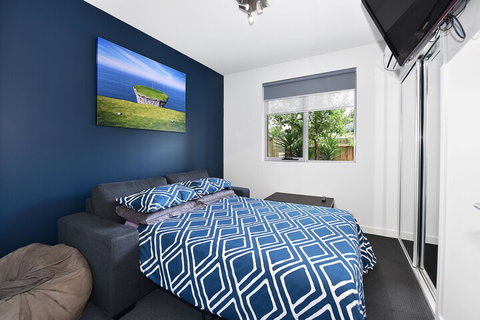 Close To Airport City & Shops - Accommodation NT 6