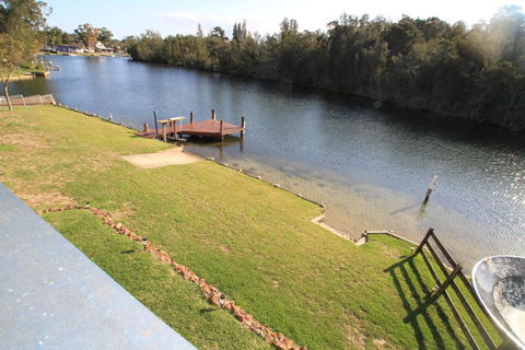Lagoon Riverside Retreat - NT Tourism 2