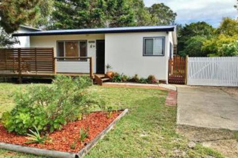 Summer Retreat At Callala Beach - NT Tourism 0