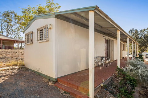 Karratha Caravan Park - Accommodation NT 1
