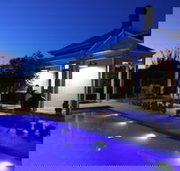 Hollidge House Apartments - NT Tourism