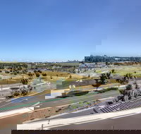 Quest Springfield Central - Accommodation NT