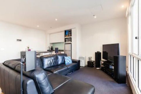 CLAUDE, 2BDR Melbourne Apartment - Accommodation NT 0
