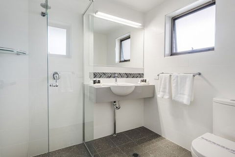 Club Maclean Motel - Accommodation NT 6
