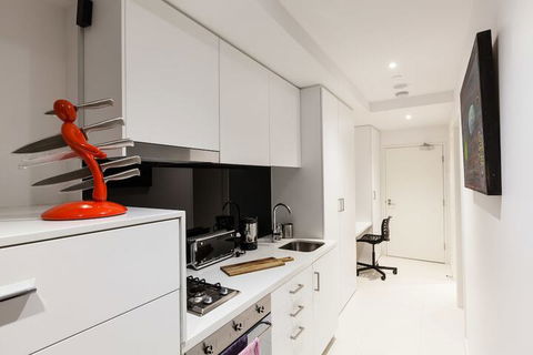 CLARK, 1BDR Melbourne Apartment - Accommodation NT 4