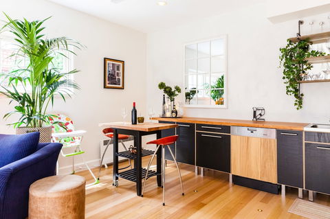 VERA, 1BDR South Melbourne Apartment - Accommodation NT 5