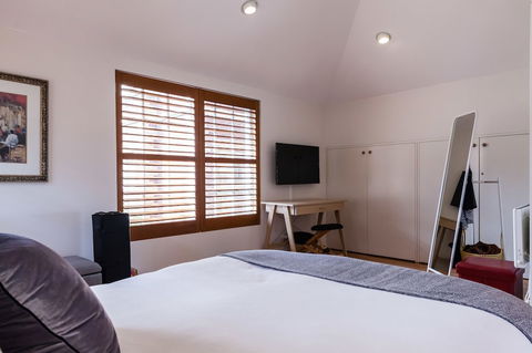 VERA, 1BDR South Melbourne Apartment - Accommodation NT 0