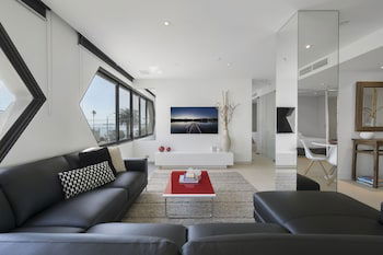 ELAINE, 2BDR St.Kilda Apartment - Accommodation NT 0