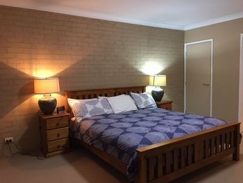 Eemnes Park Estate - Accommodation NT 5