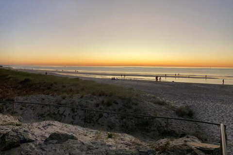 Beachside Luxury Getaway In Glenelg - Accommodation NT 4