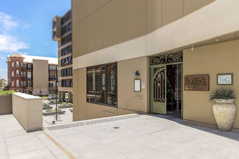 Astra Apartments Newcastle East - NT Tourism 0