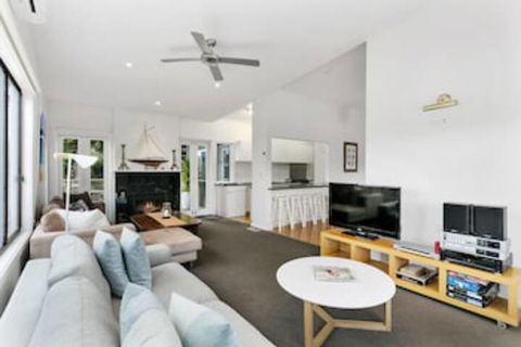 Tallarook Beach House - Accommodation NT 0