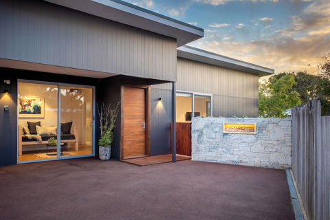 Yallingup Beach Home - Accommodation NT 0