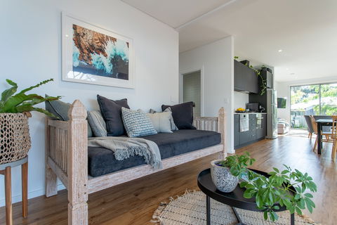 Yallingup Beach Home - Accommodation NT 2