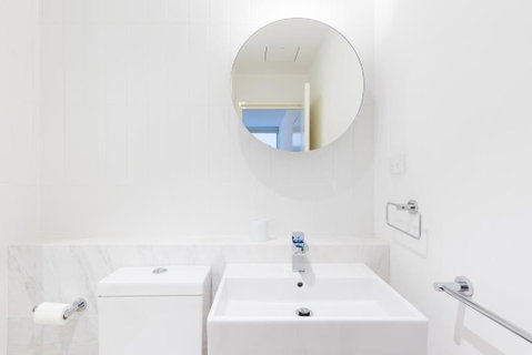 Amazing Location 1BR Apartment In Melbourne CBD - Accommodation NT 3