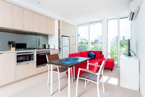 Amazing Location 1BR Apartment In Melbourne CBD - Accommodation NT 1