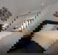 Accommodate Canberra - Manhattan